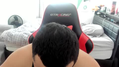 Snapshot of buffsexyman24 chatting on 03-10-25, 05:39 buffsexyman24 online show from 03-10-25, 05:39