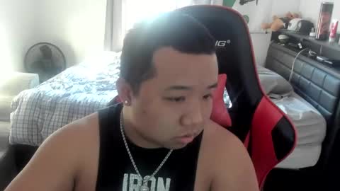 Snapshot of buffsexyman24 chatting on 03-11-25, 09:48 buffsexyman24 online show from 03-11-25, 09:48