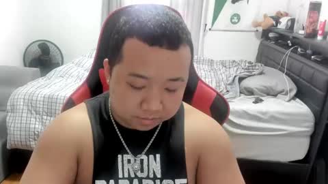 Snapshot of buffsexyman24 chatting on 03-12-25, 07:28 buffsexyman24 online show from 03-12-25, 07:28