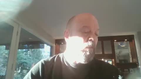 Snapshot of bulldog302w chatting on 12-31-24, 01:52 bulldog302w online show from 12-31-24, 01:52