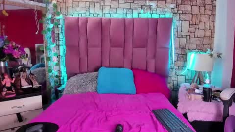 bulmasweetyose  mommy submissive control milf lovense online show from 01-25-25, 08:10