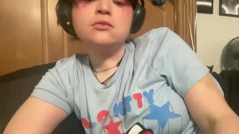 Snapshot of bunbunninjaz chatting on 12-06-24, 10:49 bunbunninjaz online show from 12-06-24, 10:49