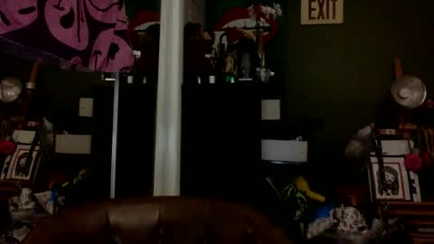 bunnibaby333 online show from 02-13-25, 08:48