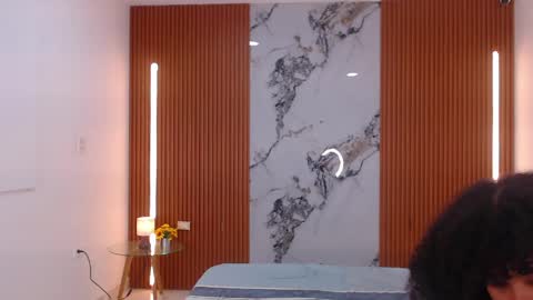 Rossi Hill online show from 03-18-26, 12:19