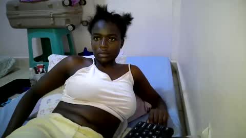 bunny_bliss1 online show from 07-01-26, 02:35