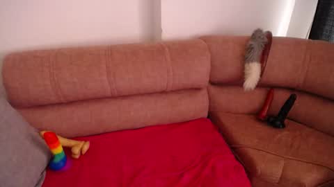 NINA online show from 02-25-25, 02:11