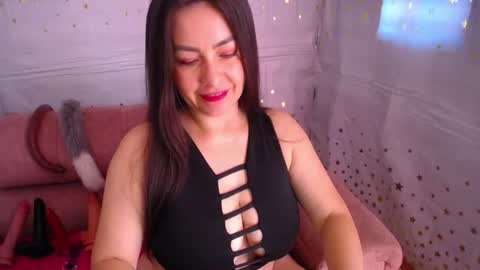 Snapshot of bunny_hoot chatting on 06-24-26, 01:54 NINA online show from 06-24-26, 01:54