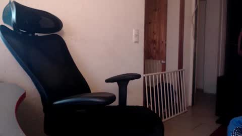 Snapshot of bunnydollstellas_toyboy chatting on 07-20-26, 05:48 bunnydollstellas_toyboy online show from 07-20-26, 05:48
