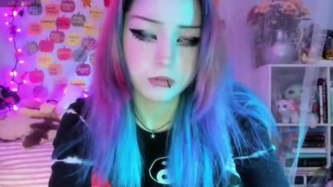 Snapshot of bunnyislewd chatting on 11-21-25, 02:54 bunnyislewd online show from 11-21-25, 02:54