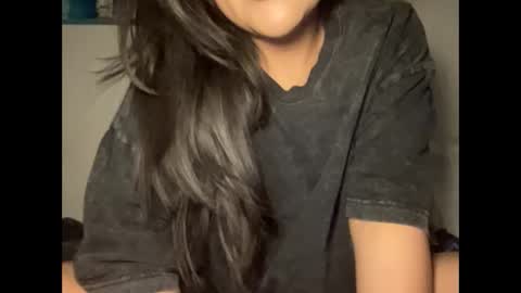 bunnymami333 online show from 01-15-25, 05:29