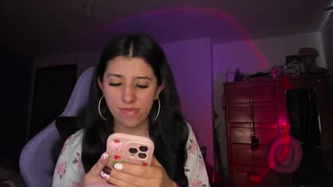 Jess online show from 09-19-25, 04:07