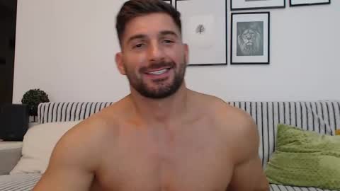 Snapshot of bunzdanny chatting on 01-04-25, 10:55 BunzDanny online show from 01-04-25, 10:55