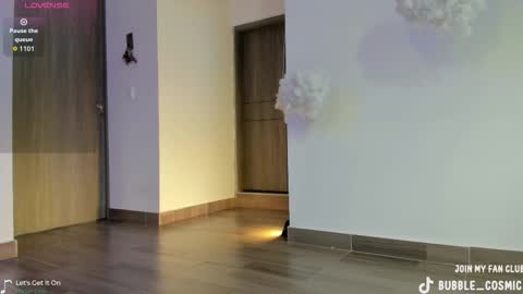 Im Val Welcome to my room My instagram Bubble cosmic online show from 03-19-26, 08:46