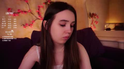 Snapshot of burnletitallburn chatting on 02-26-26, 02:43 Jessica online show from 02-26-26, 02:43