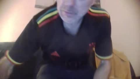 Snapshot of burnleyguy1977 chatting on 12-16-24, 05:59 burnleyguy1977 online show from 12-16-24, 05:59