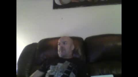 Snapshot of burnleyguy1977 chatting on 01-12-26, 07:13 burnleyguy1977 online show from 01-12-26, 07:13