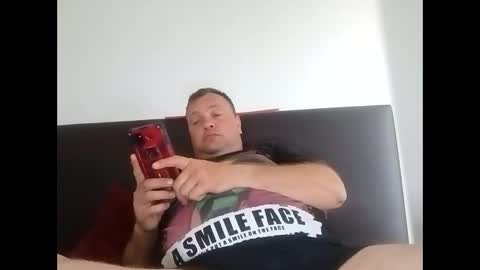 Snapshot of bury703709 chatting on 05-02-26, 12:32 Creazy dad online show from 05-02-26, 12:32