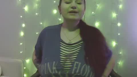 Snapshot of busteebetty chatting on 02-17-26, 05:37 busteebetty online show from 02-17-26, 05:37