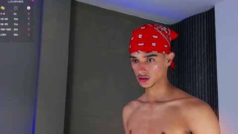 Snapshot of busterspinter chatting on 12-15-24, 05:10 Buster independent model online show from 12-15-24, 05:10