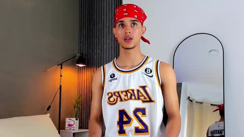 Snapshot of busterspinter chatting on 01-05-25, 01:36 Buster independent model online show from 01-05-25, 01:36