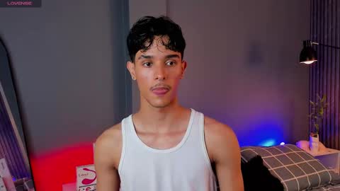 Snapshot of busterspinter chatting on 02-11-25, 07:12 Buster independent model online show from 02-11-25, 07:12