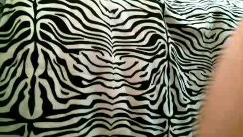 bustinfree online show from 10-19-25, 01:12