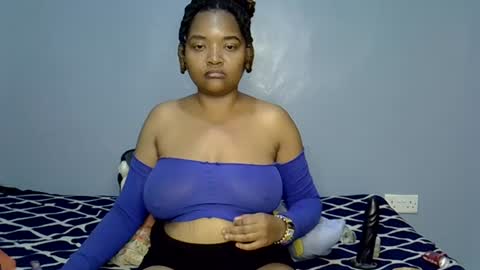 busty kenzi online show from 07-15-26, 12:16