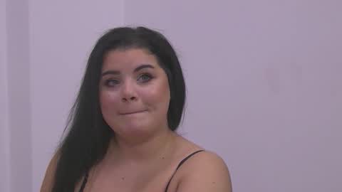 Snapshot of busty_madison chatting on 10-20-25, 06:36 busty_madison online show from 10-20-25, 06:36