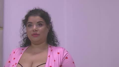 Snapshot of busty_madison chatting on 11-08-25, 09:20 busty_madison online show from 11-08-25, 09:20