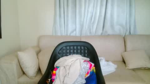 busty_mellons69 online show from 02-22-26, 08:13