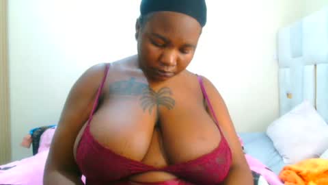 Snapshot of busty_mellons69 chatting on 06-23-26, 10:02 busty_mellons69 online show from 06-23-26, 10:02