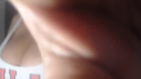 Snapshot of bustyamanda_ chatting on 06-04-26, 12:33 Amanda online show from 06-04-26, 12:33