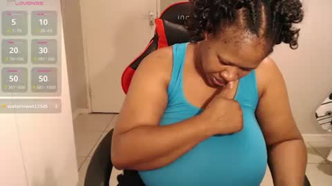 Snapshot of bustylisa85 chatting on 03-02-25, 10:27 lisa online show from 03-02-25, 10:27