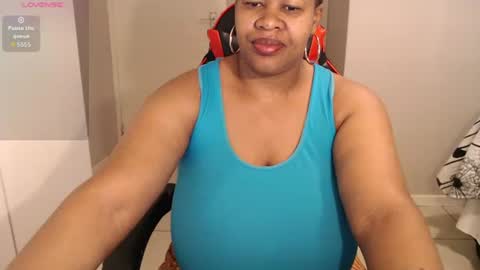 Snapshot of bustylisa85 chatting on 09-22-25, 05:09 lisa online show from 09-22-25, 05:09