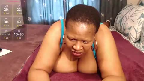 Snapshot of bustylisa85 chatting on 10-25-25, 03:51 lisa online show from 10-25-25, 03:51