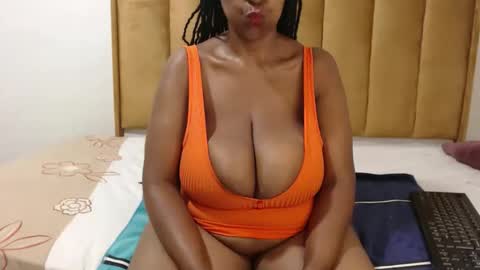 bustytessa37 online show from 02-05-26, 03:55