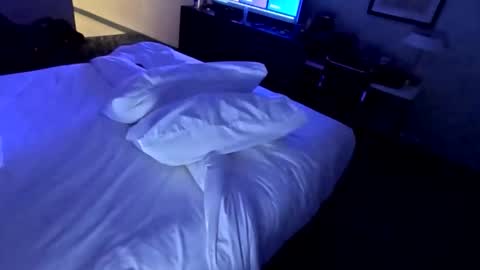 busy40somethingcpl online show from 11-01-25, 04:58