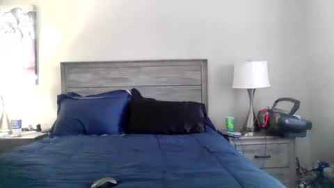 Snapshot of busybee83 chatting on 09-12-25, 02:17 busybee83 online show from 09-12-25, 02:17