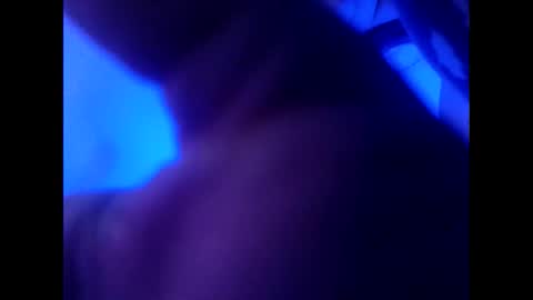 Snapshot of busybee83 chatting on 12-18-25, 08:53 busybee83 online show from 12-18-25, 08:53