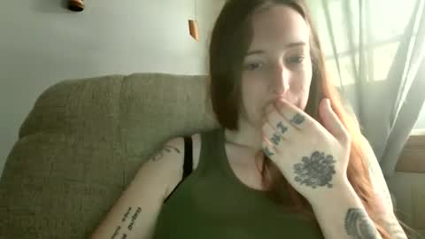 Snapshot of butcherbaby92 chatting on 02-07-26, 10:13 butcherbaby online show from 02-07-26, 10:13