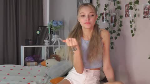 butteflai online show from 04-17-26, 07:22