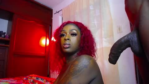 Snapshot of butterfly_rouse chatting on 11-20-25, 10:48 butterfly_rouse online show from 11-20-25, 10:48