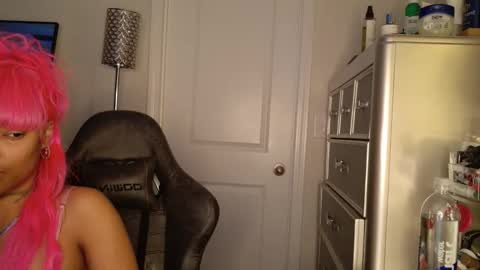 butterfly booty online show from 02-06-26, 01:54