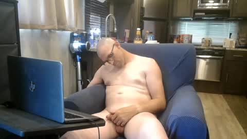 buttnaked4u1 online show from 07-11-26, 06:43