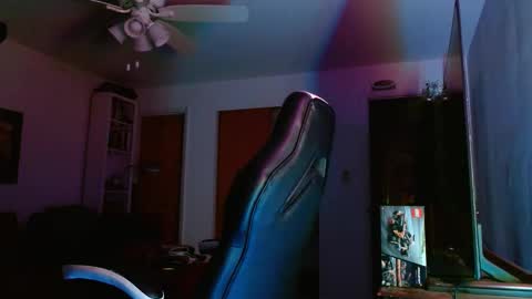 Snapshot of bwall1425 chatting on 12-23-24, 11:57 bwall1425 online show from 12-23-24, 11:57