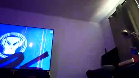 Snapshot of bwall1425 chatting on 10-15-25, 07:03 bwall1425 online show from 10-15-25, 07:03