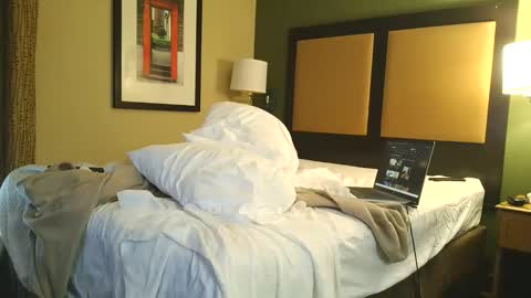Snapshot of bwcfreakybi chatting on 05-11-26, 04:04 bwcfeakyfun online show from 05-11-26, 04:04