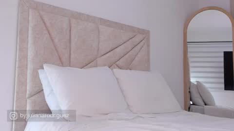 Snapshot of by_juliana chatting on 07-25-26, 03:04 online show from 07-25-26, 03:04