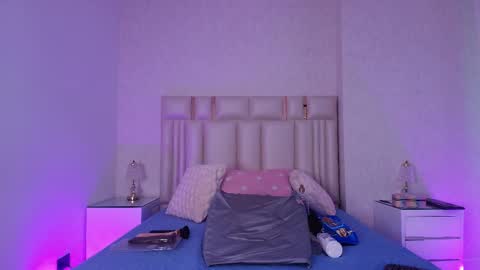 Snapshot of c_fox_ chatting on 04-23-26, 03:08 Carolina online show from 04-23-26, 03:08