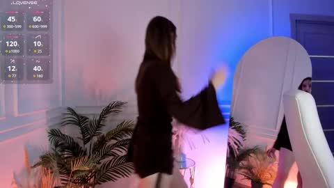 Polly online show from 04-21-26, 09:06